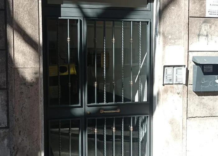 Casa Di Roberto - Metro E Servizi A Due Passi! *